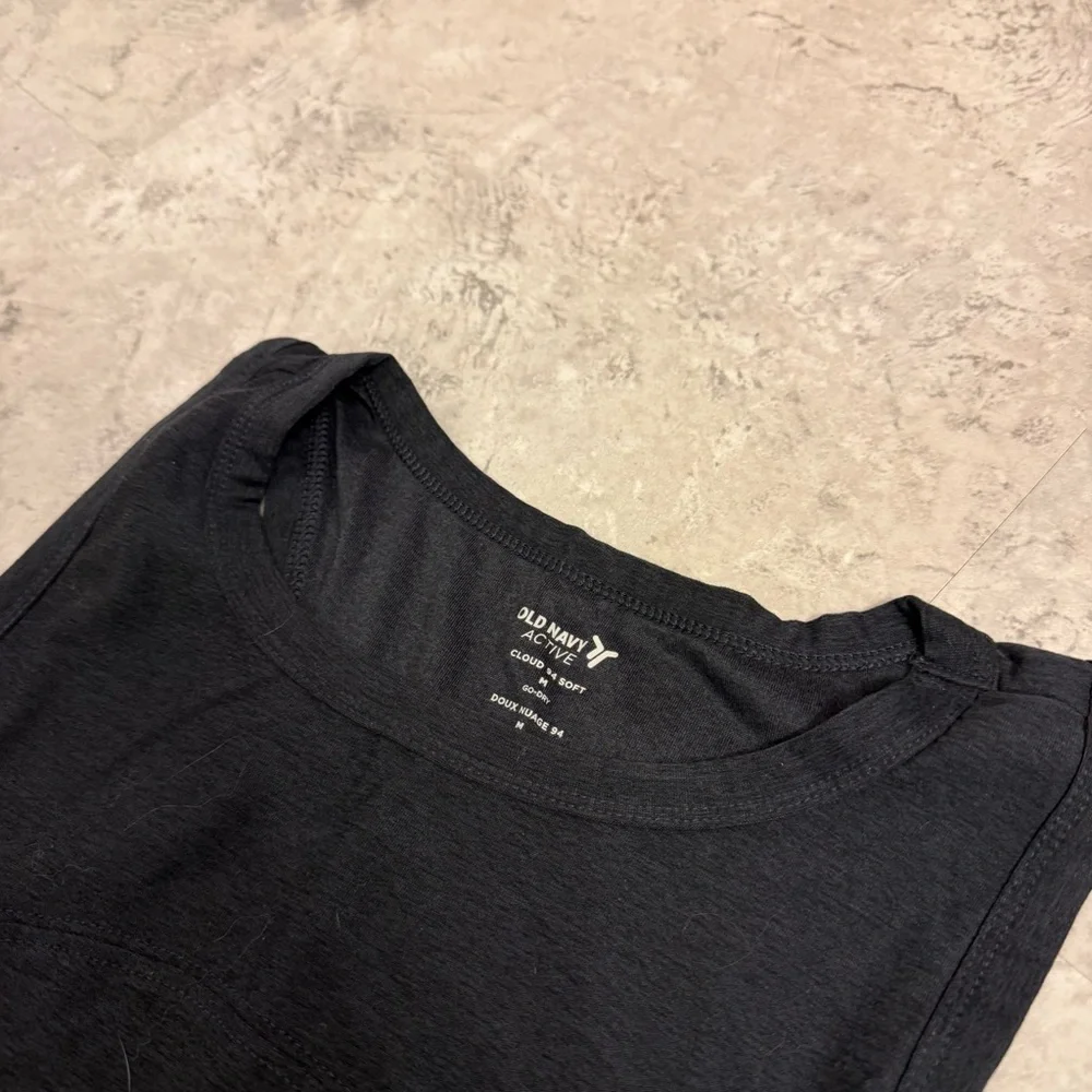 Old Navy Active Tank Top Bundle - Picture 4 of 4